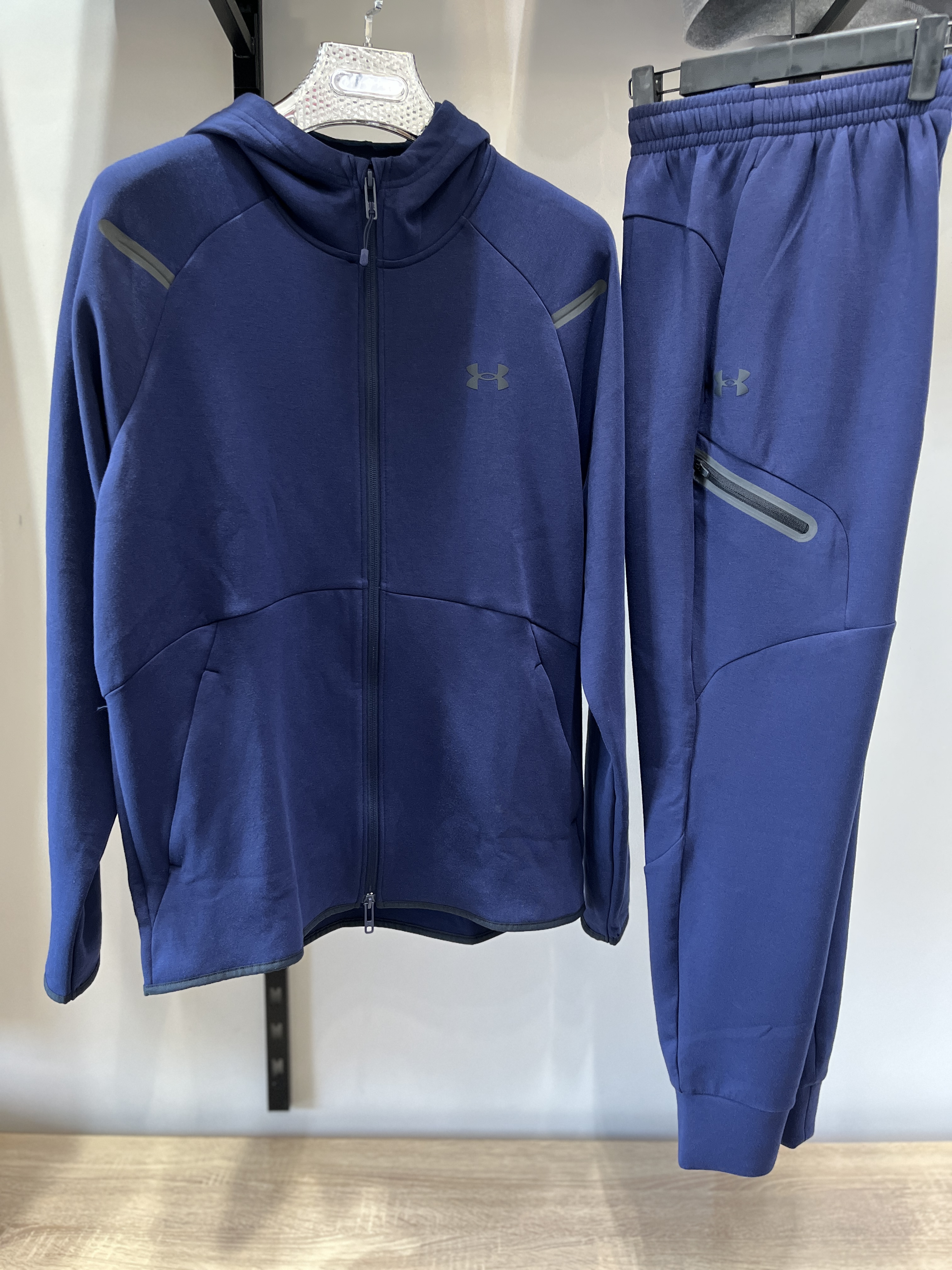 Ua tech 25